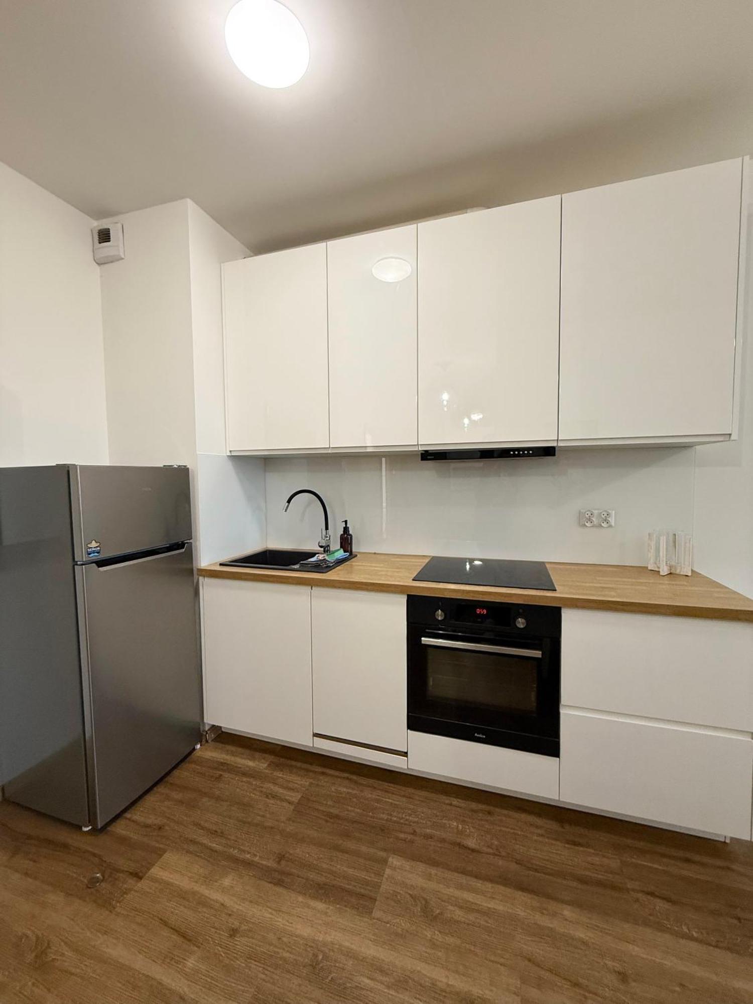 Relax Apartments - Gdansk Central & Parking Exterior photo